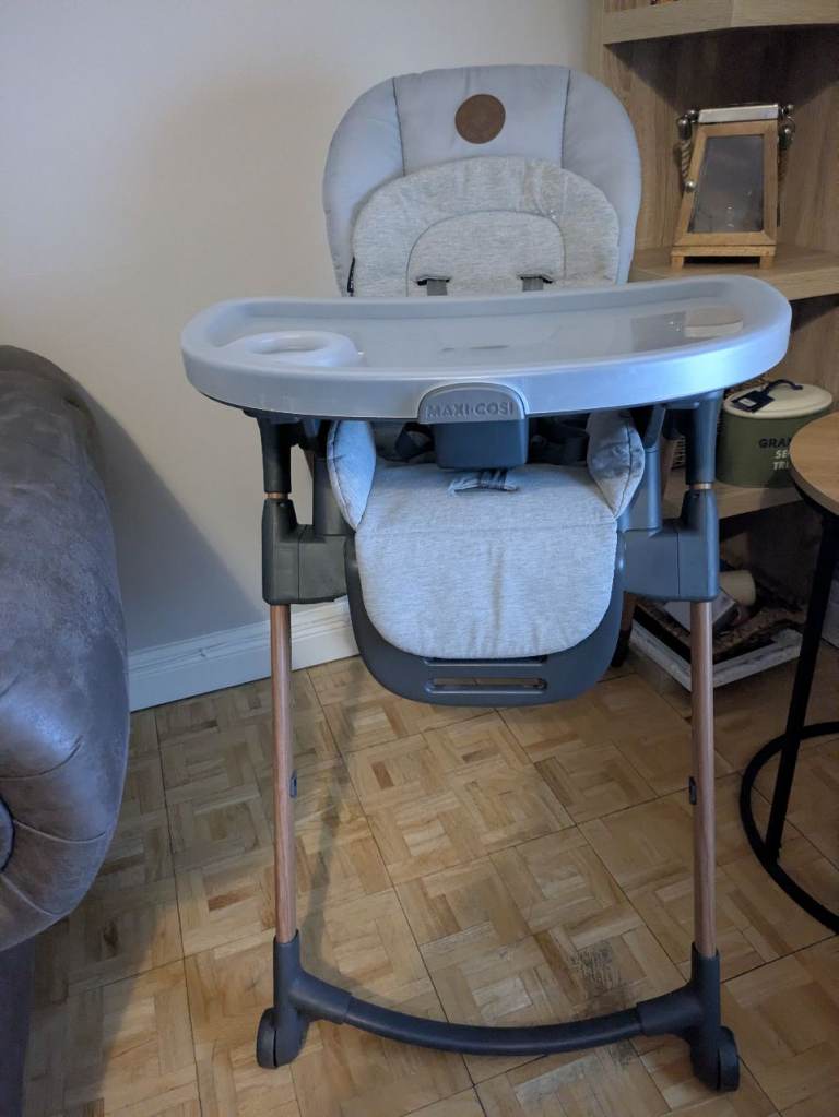 Maxi Cosi highchair 