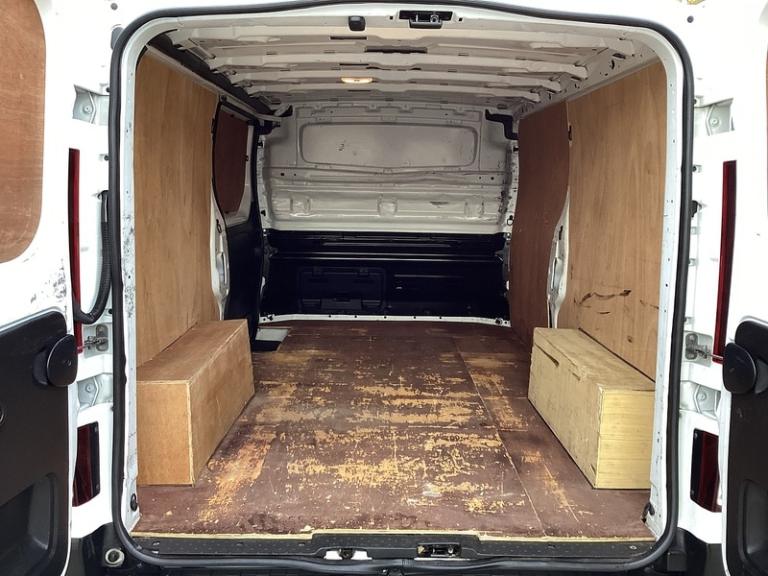 2022 Renault Trafic dCi Blue LL30 Business+ LWB L/R A/C Euro 6 LWB Panel Van Diesel Manual