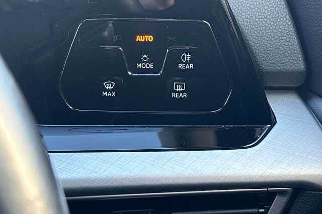 2020 Volkswagen Golf 1.5 TSI Life 5dr Hatchback Petrol Manual