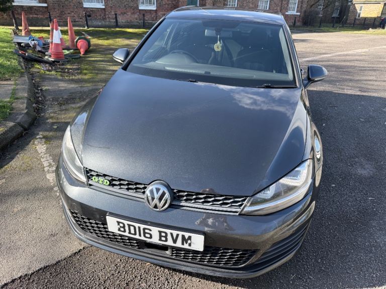 Volkswagen, GOLF, Hatchback, 2016, Semi-Auto, 1968 (cc), 5 doors