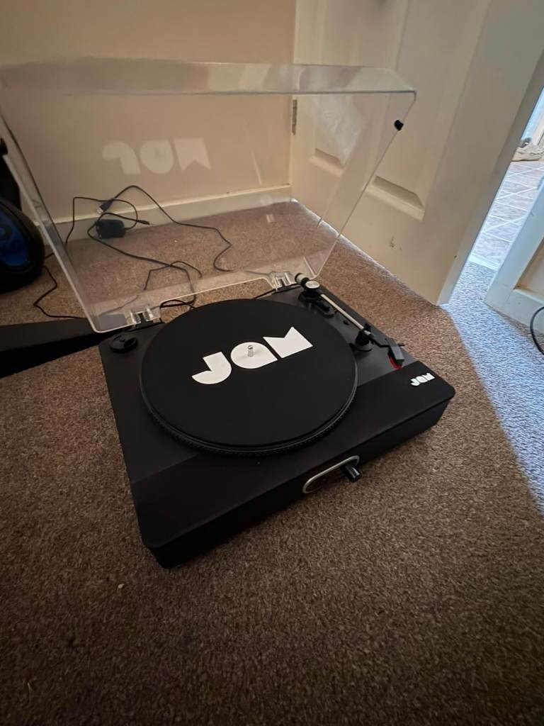 JAM Spun Out Turntable – Black, Good Condition