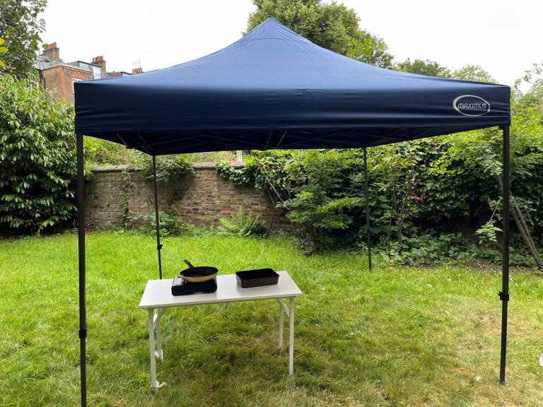 MAXIMUS 3x3m Commercial Gazebo - Almost New - with Sides & Weight Bags