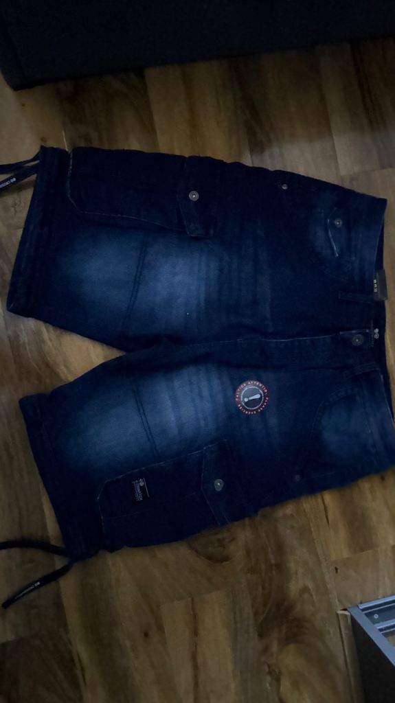 CROSSHATCH Men's Denim Cargo Shorts - New with Tags