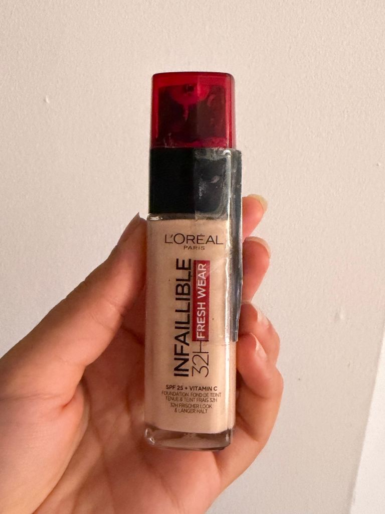 L'Oreal Infallible 32H Fresh Wear Foundation - Shade 15 Porcelain