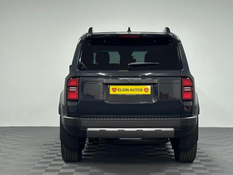 2025 Toyota Land Cruiser Invincible 2.8 D-4D Auto (LWB) ( 204 bhp ) Station Wagon Diesel Automatic