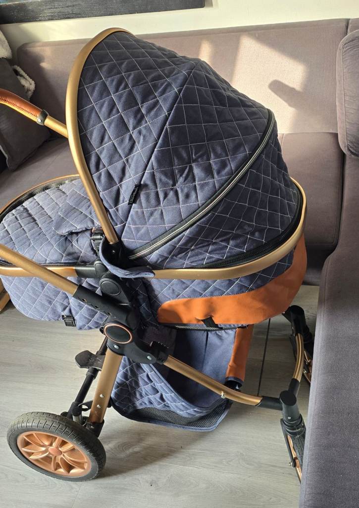 Newborn Baby Pram Pushchair Buggy Stroller 3in1 Travel System Car Seat Included and rocking chair 