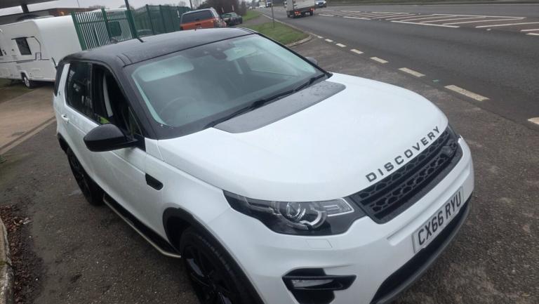 2016 Land Rover Discovery Sport 2.0 TD4 180 HSE Black 5dr Auto ESTATE Diesel Automatic