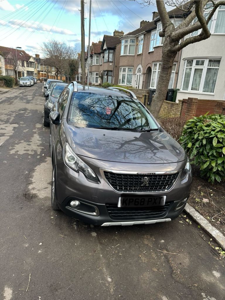 Peugeot, 2008, Hatchback, 2018, Manual, 1199 (cc), 5 doors