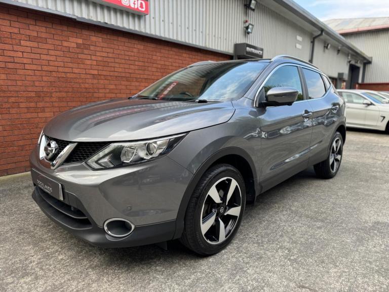 2017 Nissan Qashqai 1.5 dCi N-Vision 5dr HATCHBACK DIESEL Manual