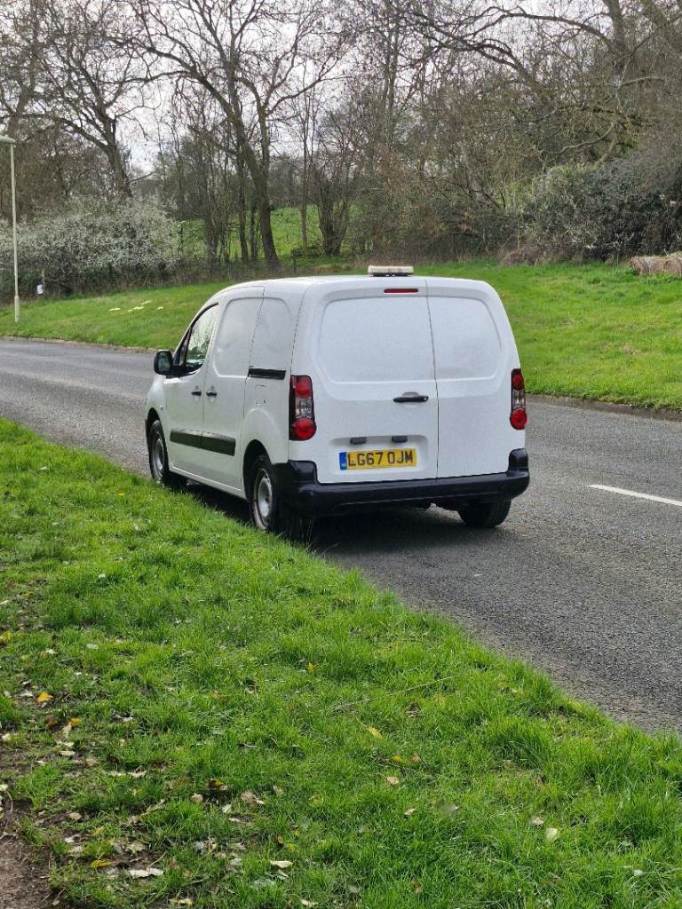 Citroen, BERLINGO, Panel Van, 2017, Automatic, 1560 (cc)