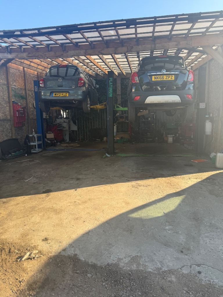 Car Repair workshop Garage