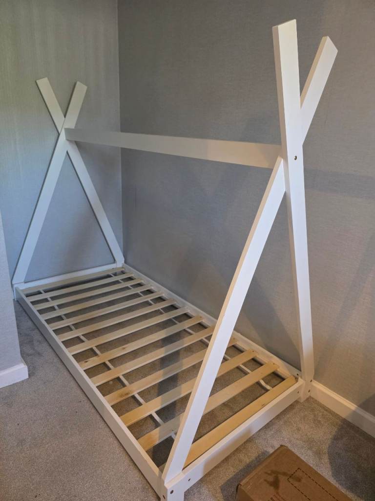 Tipi single bed frame - white