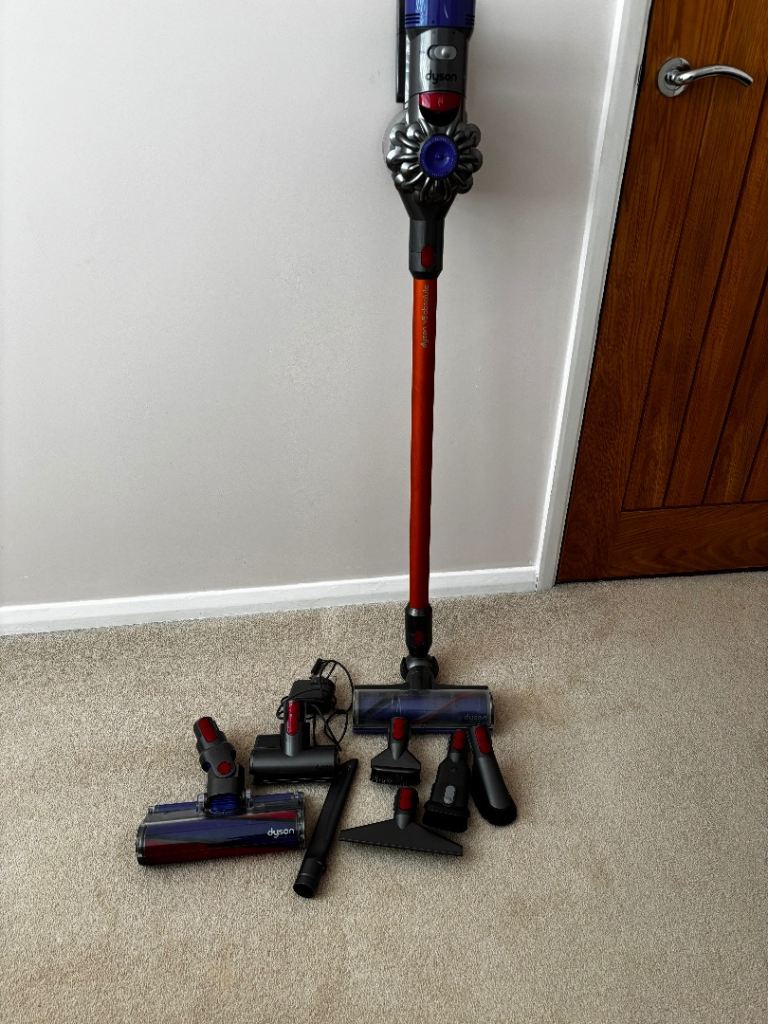 Dyson V8 Absolute for sale