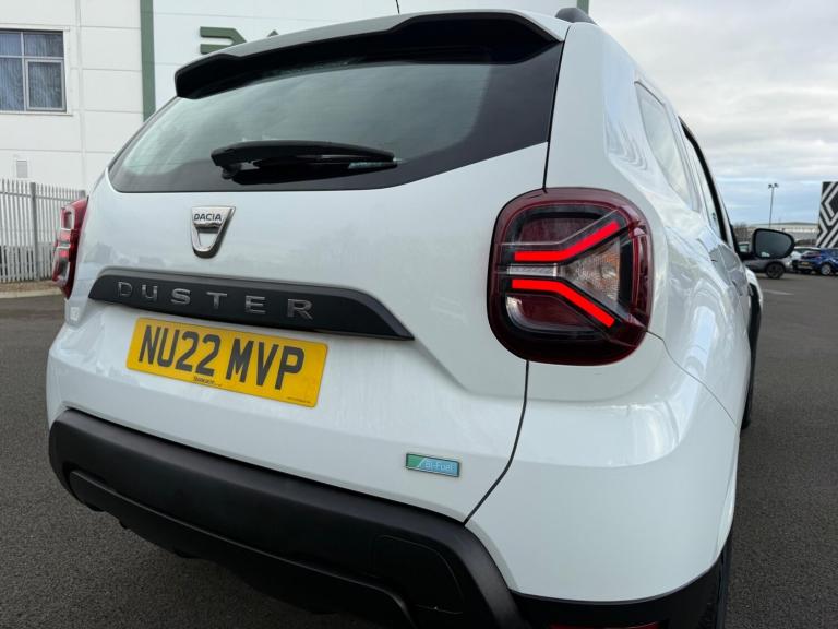 2022 Dacia Duster Essential TCe 100 Bi-Fuel 4x2  MY22 HATCHBACK Bi Fuel Manual