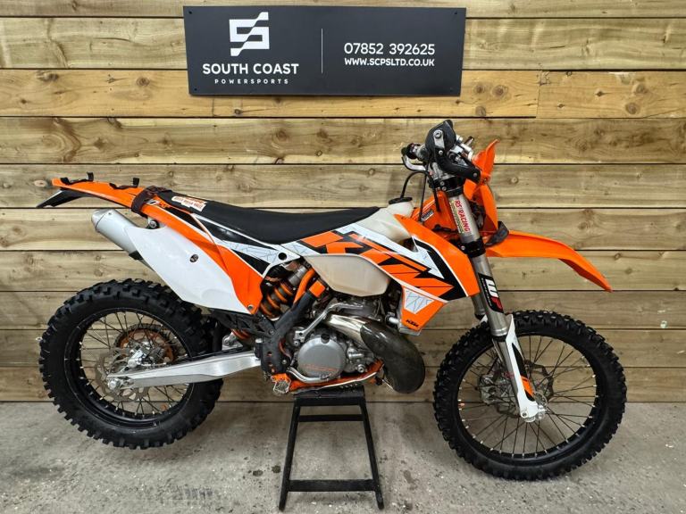 KTM EXC 300 2016 ENDURO BIKE ROAD REGISTERED VERY TIDY BIKE