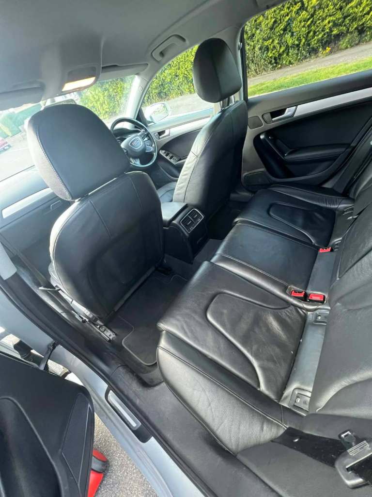 Audi, A4, Estate, 2012, Manual, 1968 (cc), 5 doors