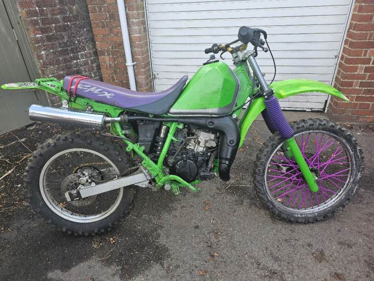 Kawasaki KMX 125