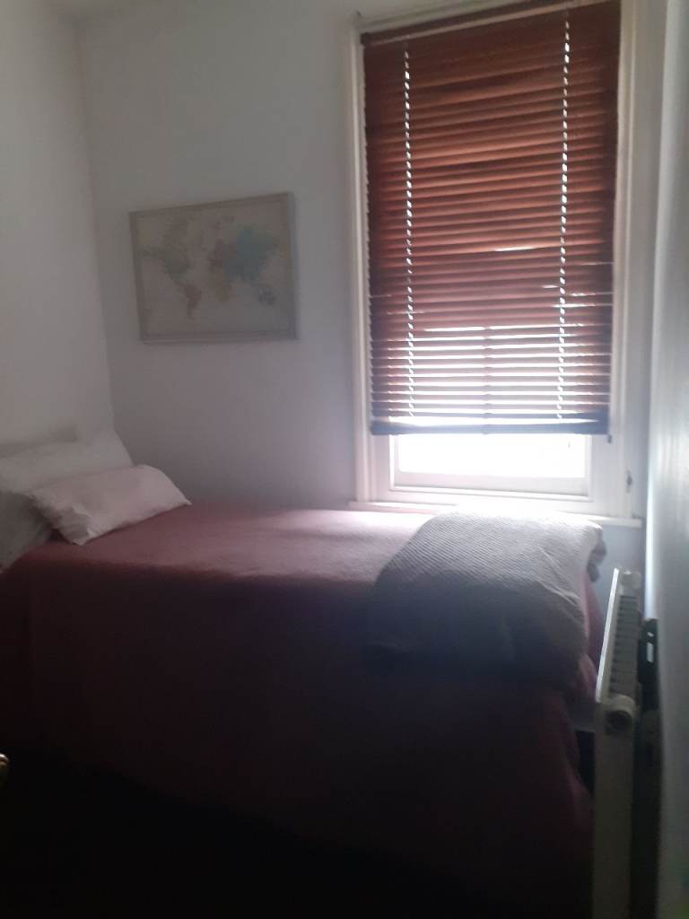 Bright Single Room