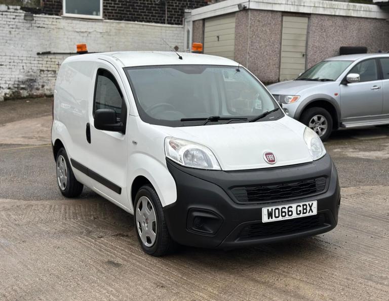 2017 Fiat Fiorino 1.3 16V Multijet Active Crew Van Comfort Matic PANEL VAN Diesel Manual
