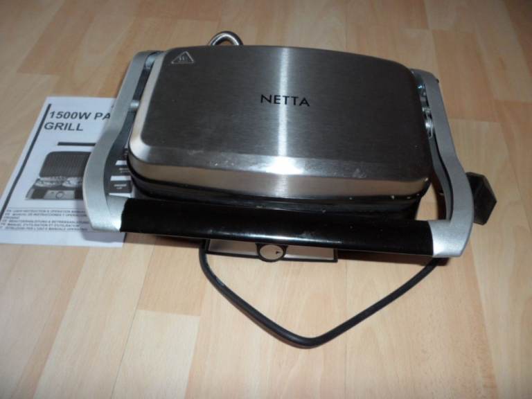 NETTA 1500W Panini Press & Health Grill –  Very Good Condition hardly used