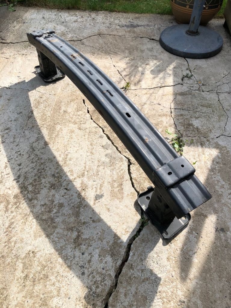 Kuga rear bumper impact beam (tow bar removal)