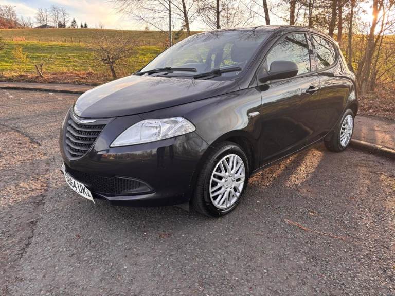 Chrysler, YPSILON, Hatchback, 2014, Manual, 1242 (cc), 5 doors