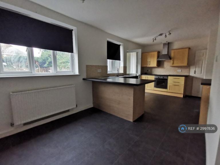 3 bedroom house in Abercorn Road, Doncaster, DN2 (3 bed) (#2997836)