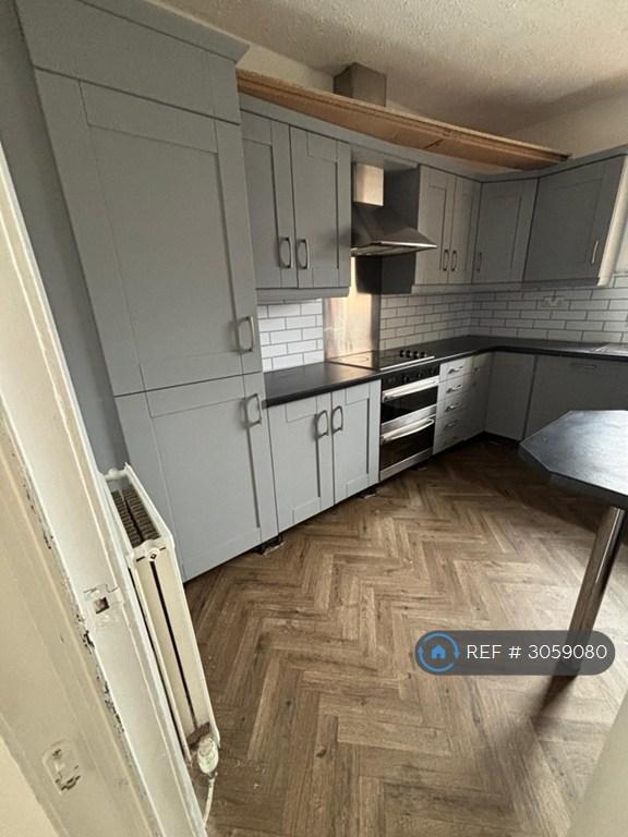 3 bedroom flat in Coats St, Coatbridge, ML5 (3 bed) (#3059080)