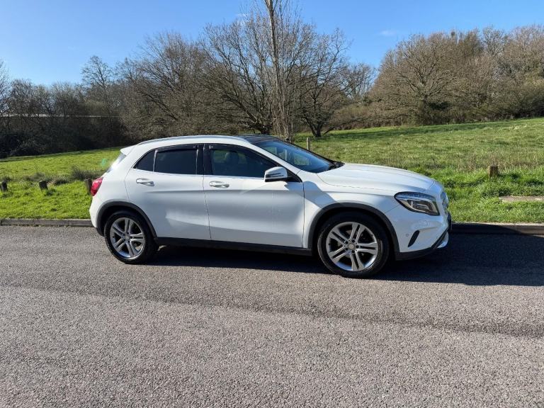 Mercedes-Benz GLA 2.1 GLA220 CDI SE (Premium Plus) 4MATIC Automatic E... 2014/14