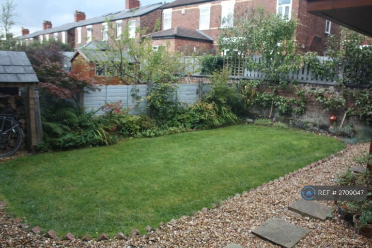 4 bedroom house in Milwain Road, Manchester, M19 (4 bed) (#2709047)