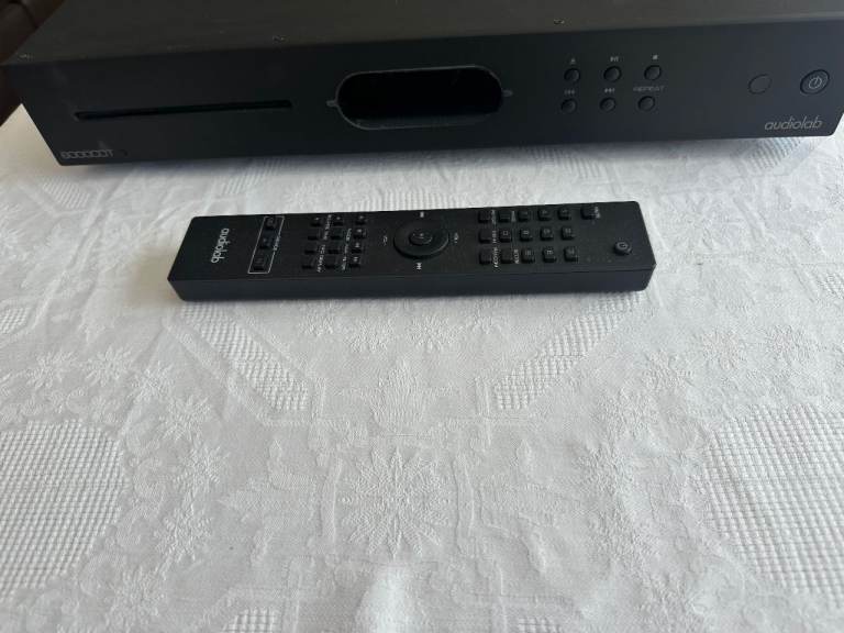 6000CDT AUDIO LAB  CD Player with Remote  – Good Condition £200 NO OFFERS 