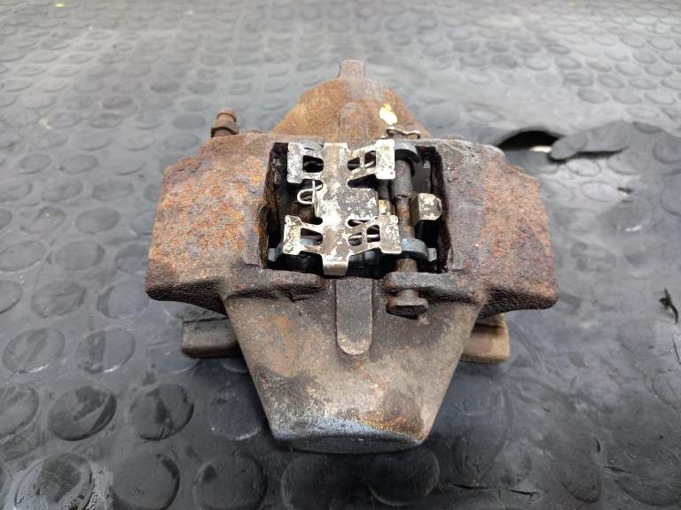Lexus Is Series Brake Caliper 1999-2005 3.0l 2jz-Ge O/S Front Rh
