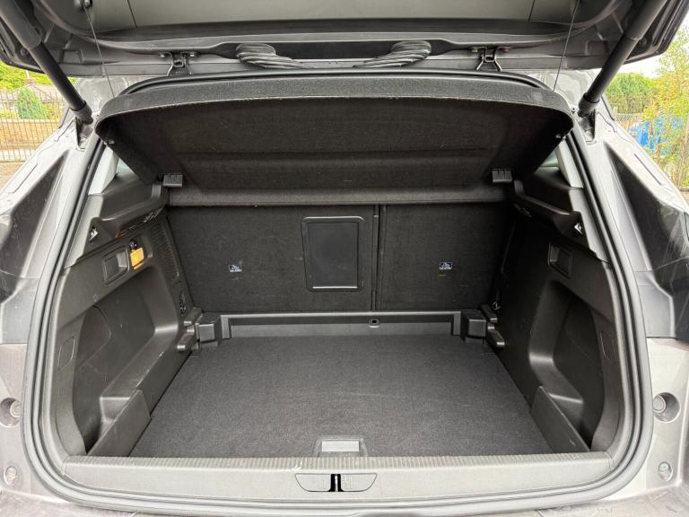 2018 Vauxhall Grandland X 1.5 Turbo D Tech Line Nav 5dr , Euro 6 , No VAT HATCHBACK Diesel Manual