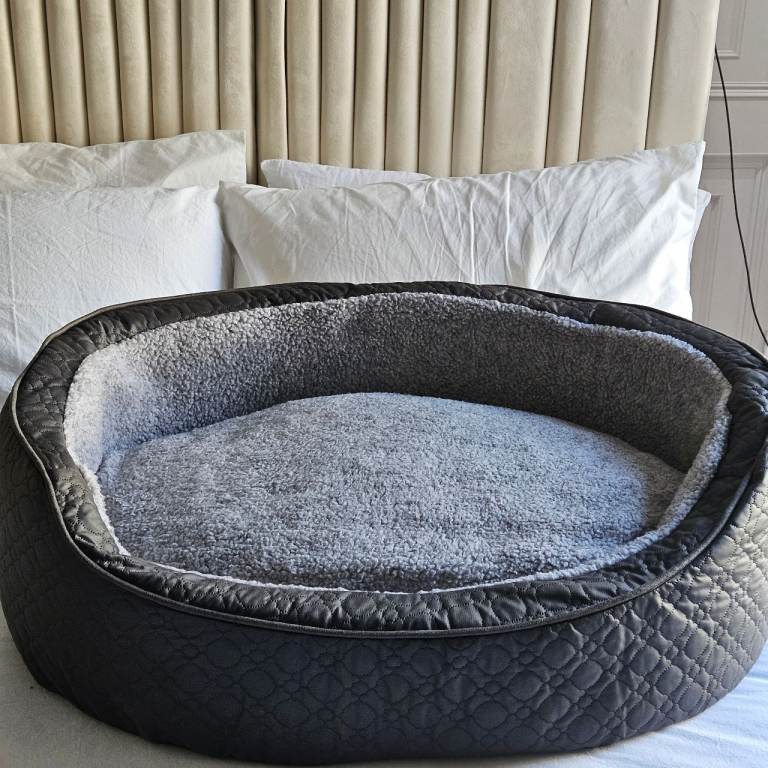 Wainrights pet bed