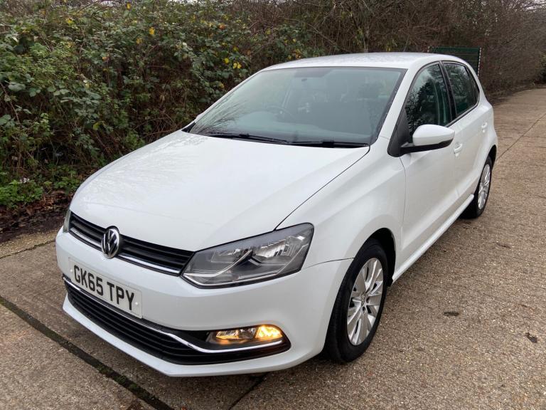 2015 Volkswagen Polo 1.2 TSI SE 5dr White 28k Miles Years MOT Warranty £20 Road Tax HATCHBACK Pet...