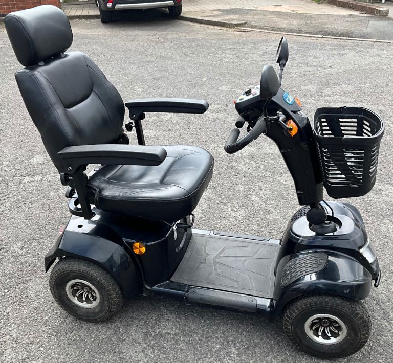 MOBILITY SCOOTER  8MPH CARECO  DAYTONA XLR MODEL  £295 