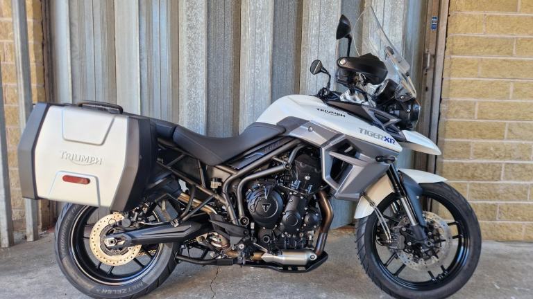 Triumph Tiger 800 XR, 2015, 23,526 Miles, Excellent Condition, 2 Owners