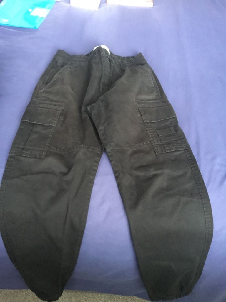 Hollister xs men black combat/joggers. 