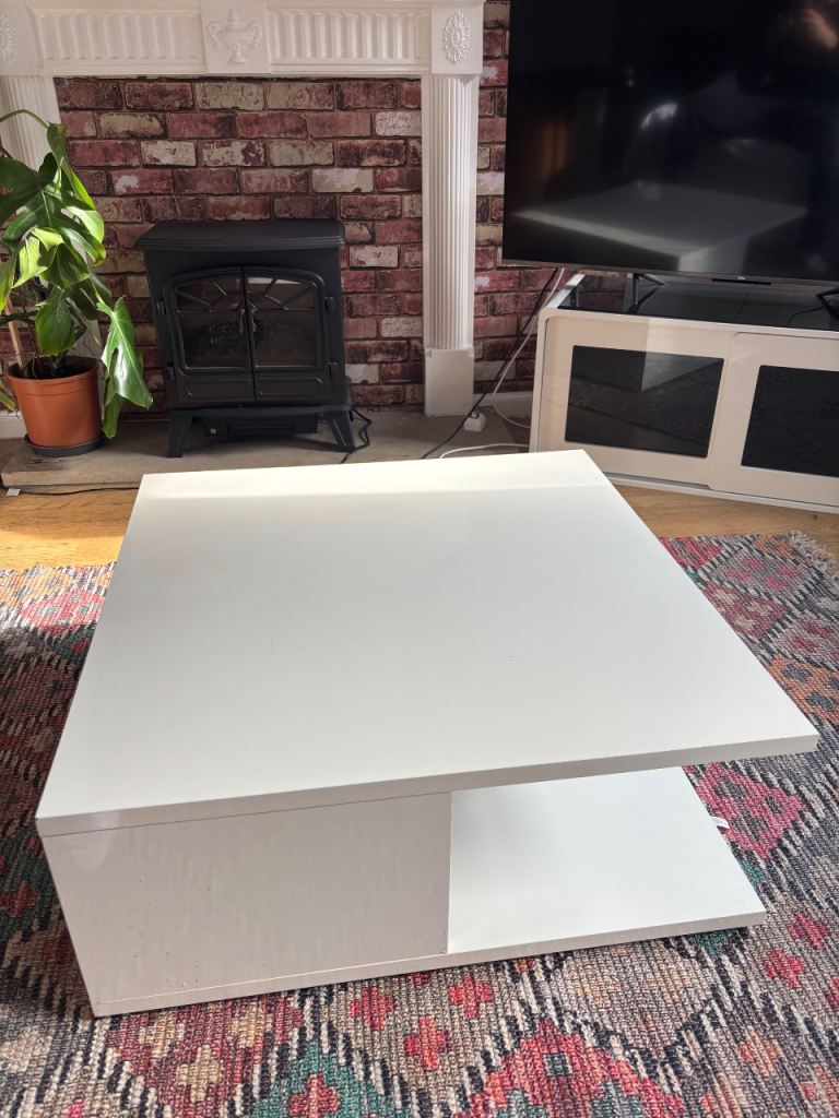 Modern Coffee Table 80x80cm
