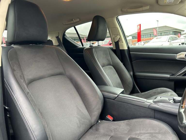 2020 Lexus CT 1.8 200h Hatchback 5dr Petrol Hybrid E-CVT Euro 6 (s/s) (136 ps) Hatchback PETROL/E...