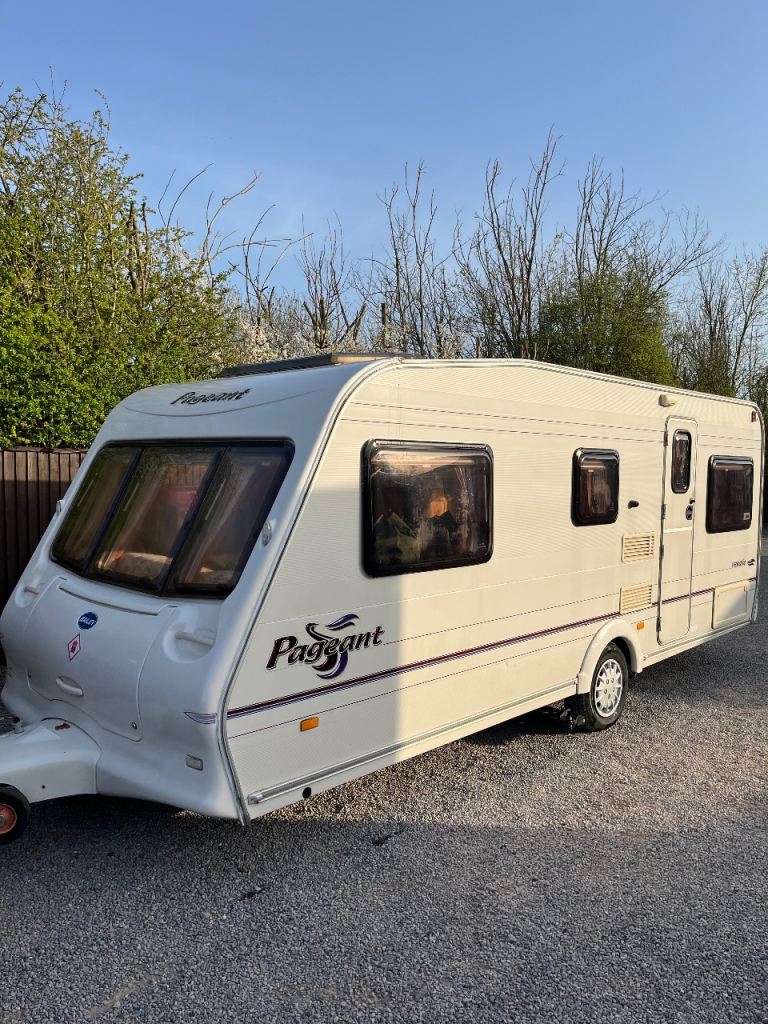 Bailey 4 birth caravan