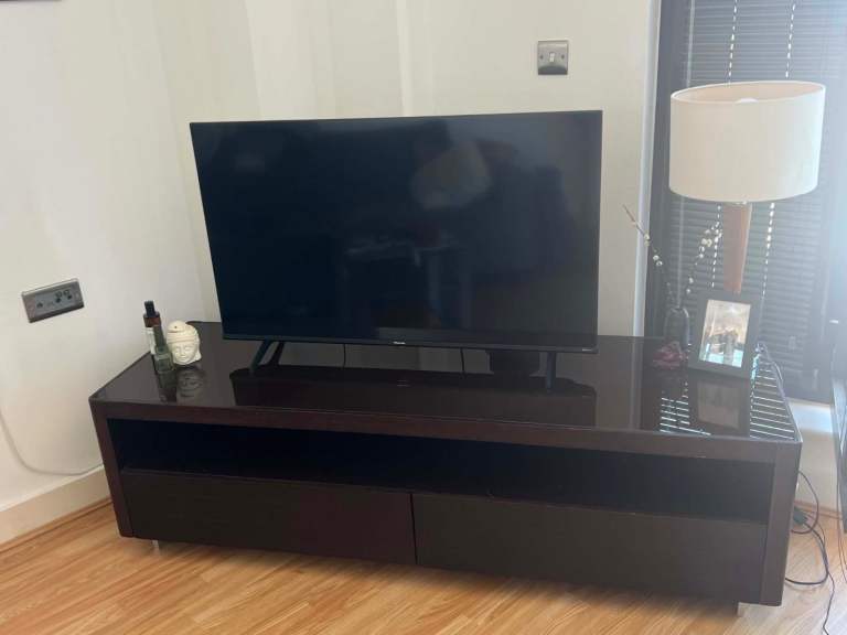 Wooden Tv cabinet / unit