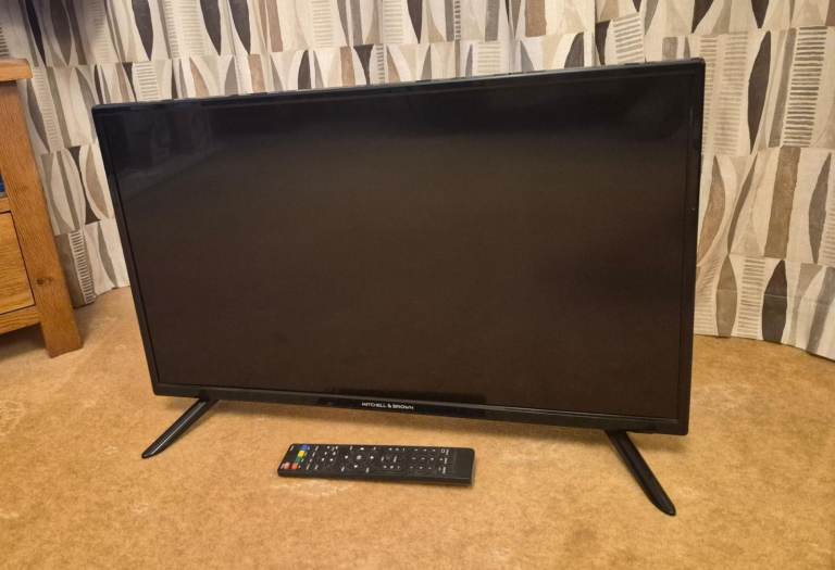 MITCHELL & BROWN 28 INCH LED TV