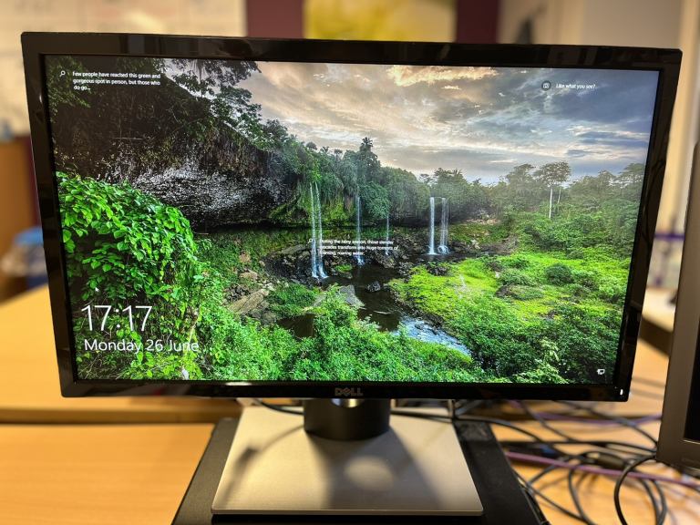 Dell monitor se2417hg