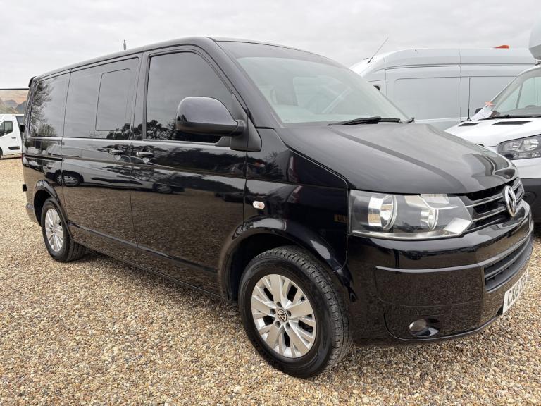 VOLKSWAGEN TRANSPORTER SHUTTLE AUTOMATIC DRIVE FROM WHEELCHAIR WAV WITH LIFT