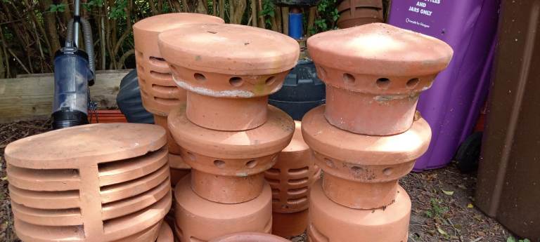 2 chimney cowls(roof/roofer) 