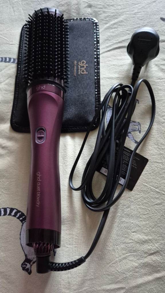 GHD Duet Blowdry Styler Brush in Cherry