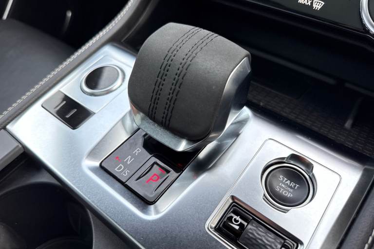 2023 Jaguar F-Pace 2.0 D200 MHEV R-Dynamic Black Auto AWD Euro 6 (s/s) 5dr SUV DIESEL Automatic