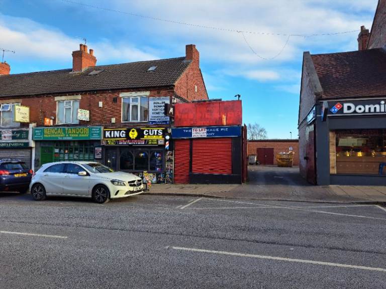 Shop to let in Dinnington Town Centre