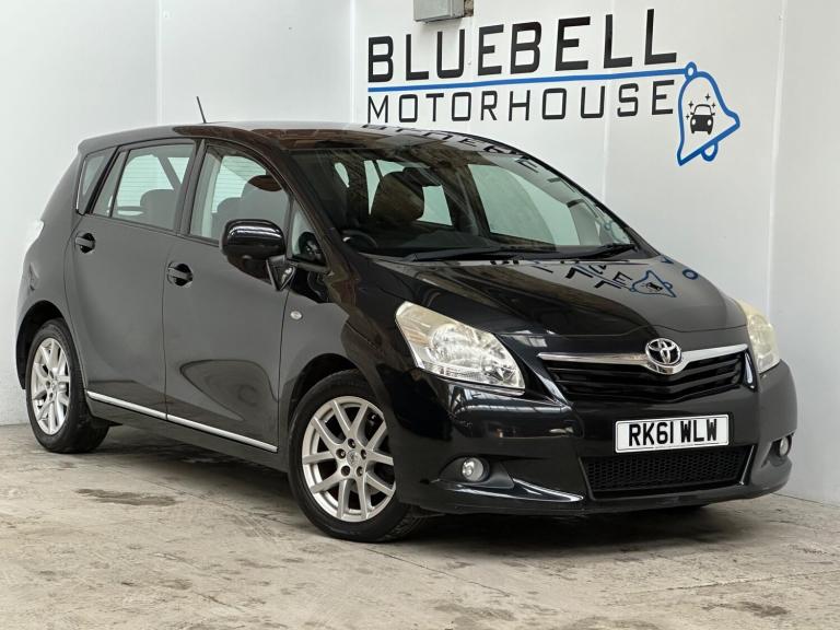 2011 Toyota Verso 2.0 D-4D T Spirit Nav/Pan Rf 5dr MPV DIESEL Manual